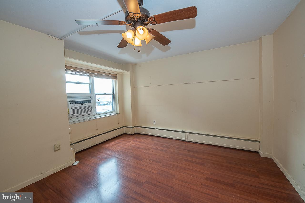 118 S 21st St #720