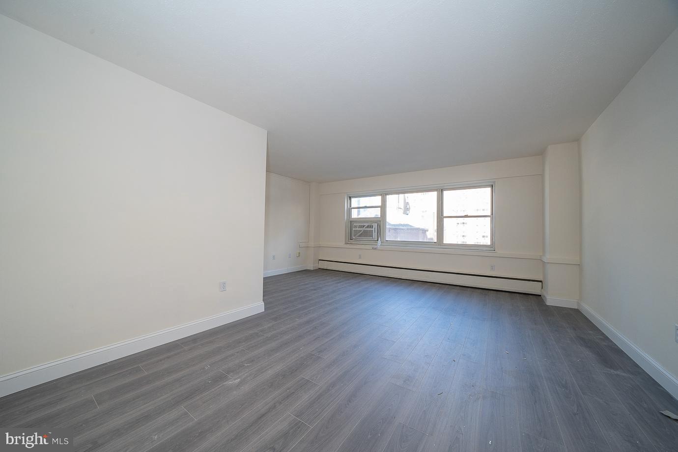 118 S 21st St #518