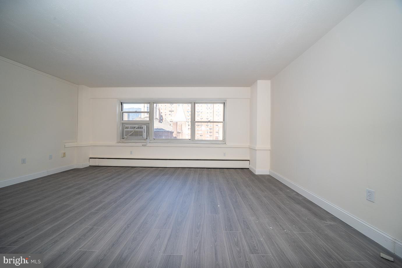 118 S 21st St #518