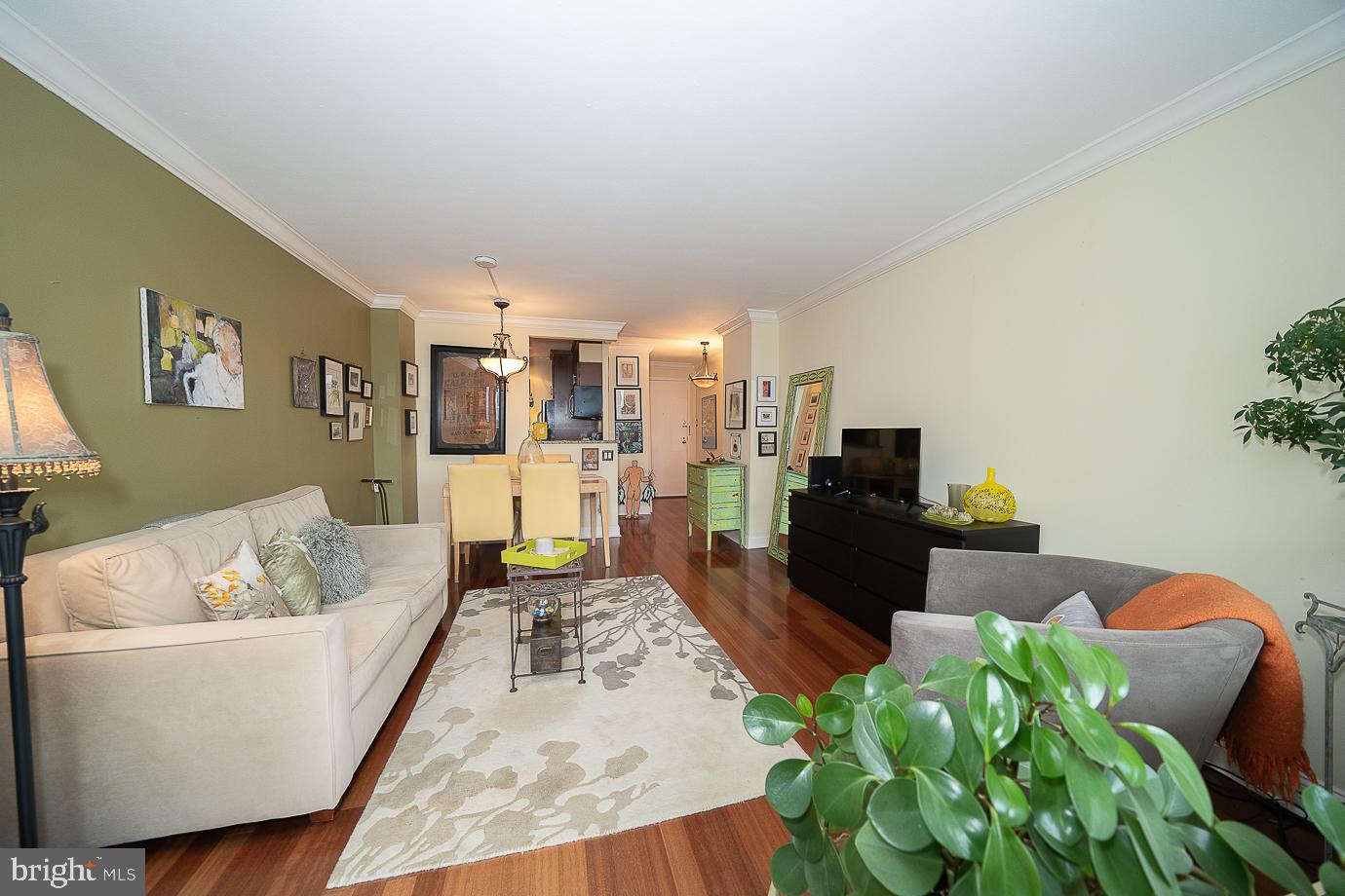 1901 John F Kennedy Blvd #2419