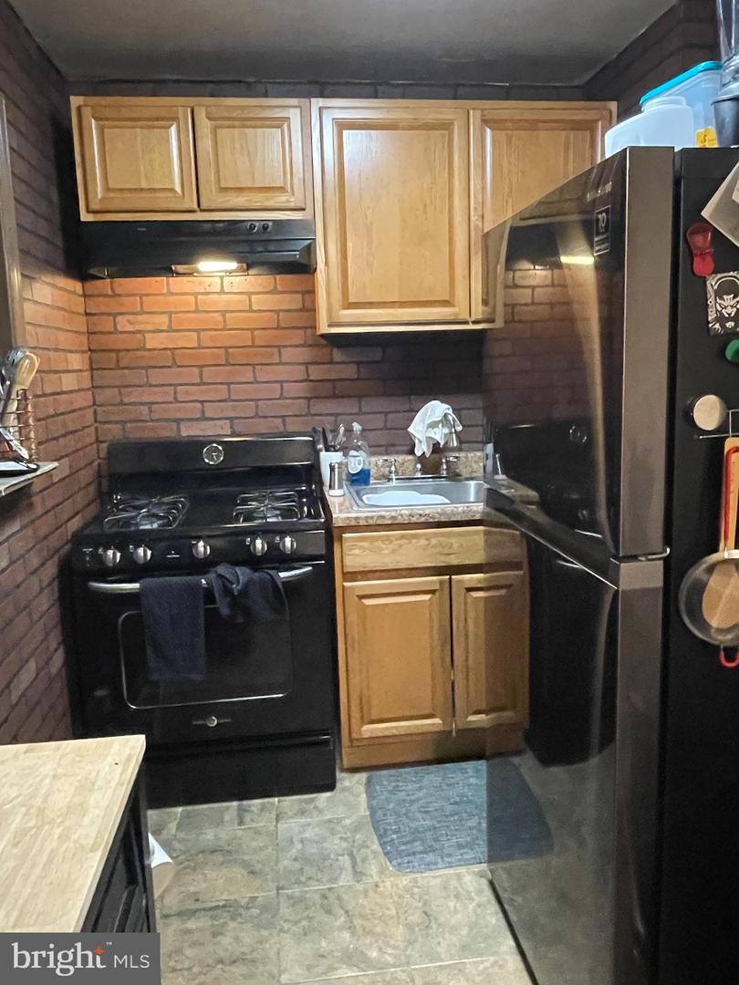 308 E Olney Ave
