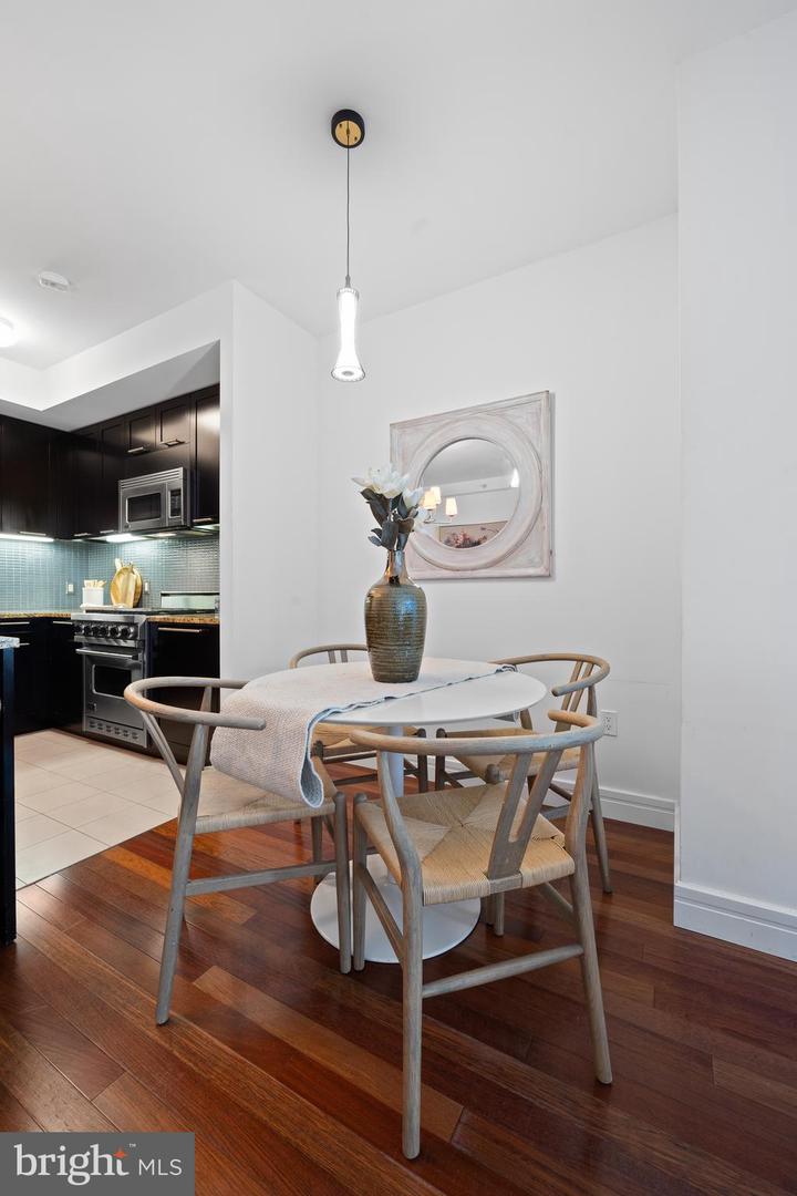 1414 S Penn Sq #9g
