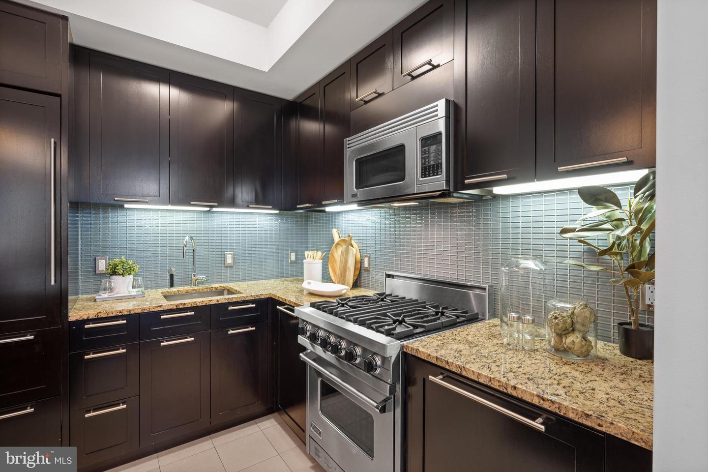 1414 S Penn Sq #9g
