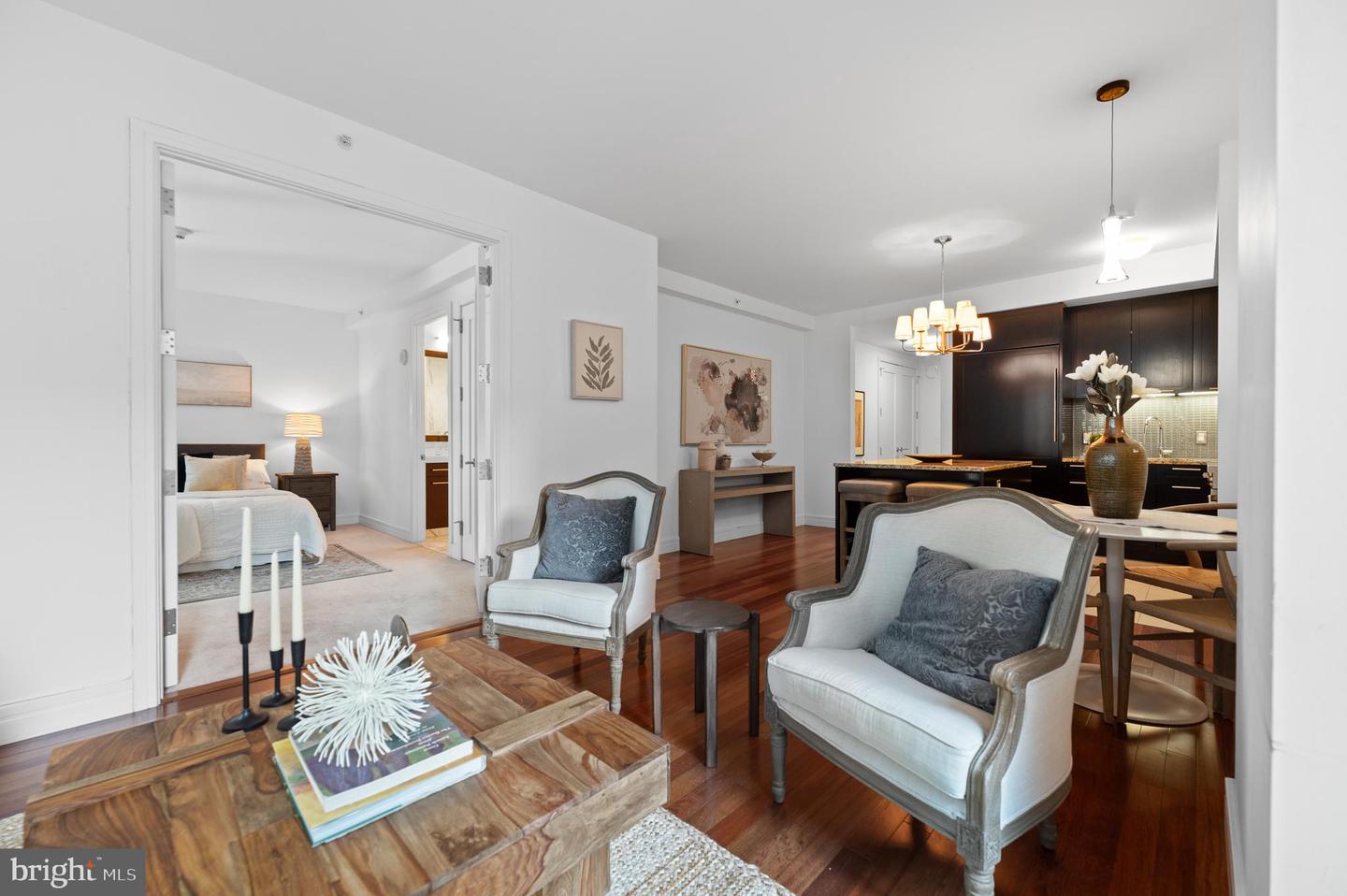 1414 S Penn Sq #9g
