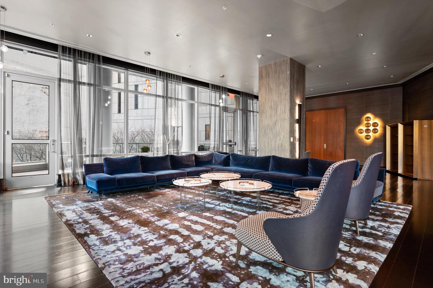 1414 S Penn Sq #9g