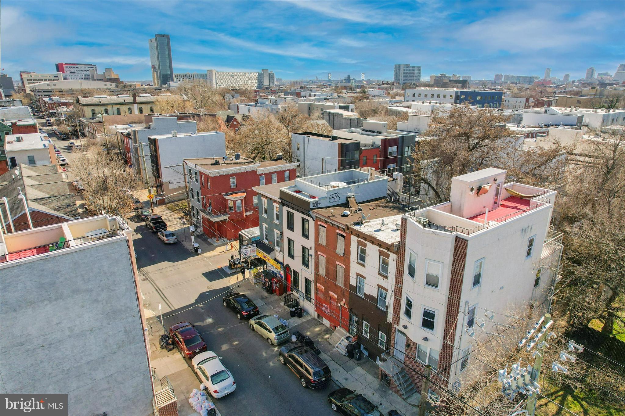 1828 W Montgomery Ave