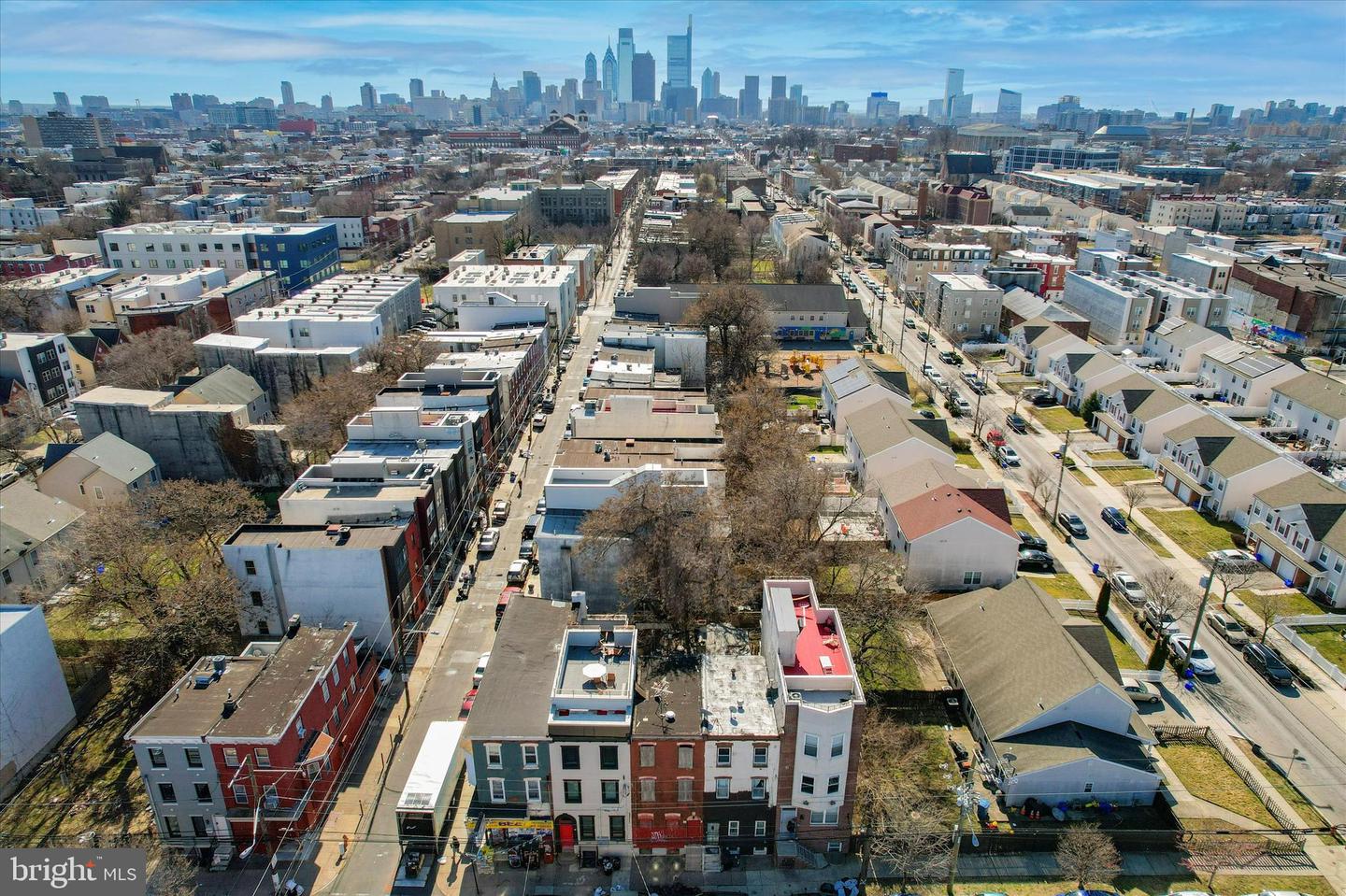 1828 W Montgomery Ave