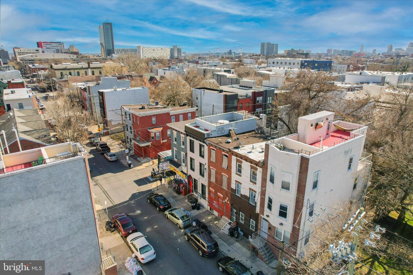 1828 W Montgomery Ave