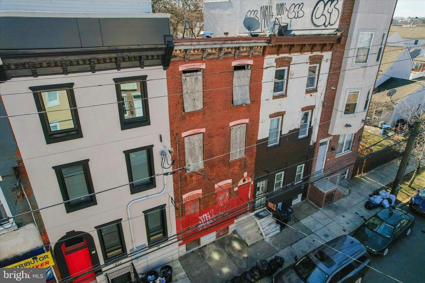 1828 W Montgomery Ave