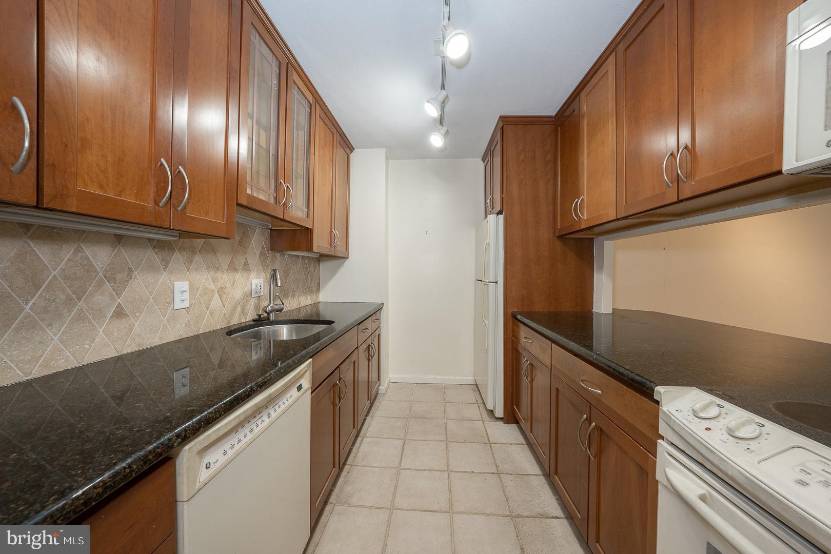 1901 John F Kennedy Blvd #2514