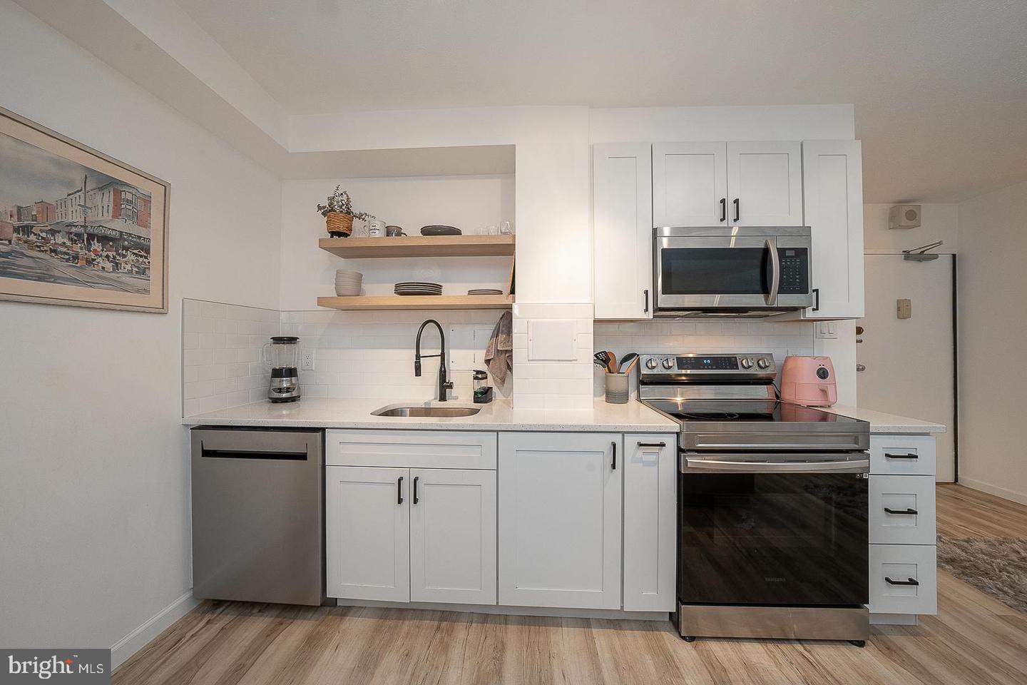 118 S 21st St #510