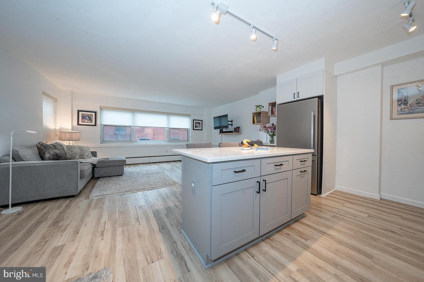 118 S 21st St #510