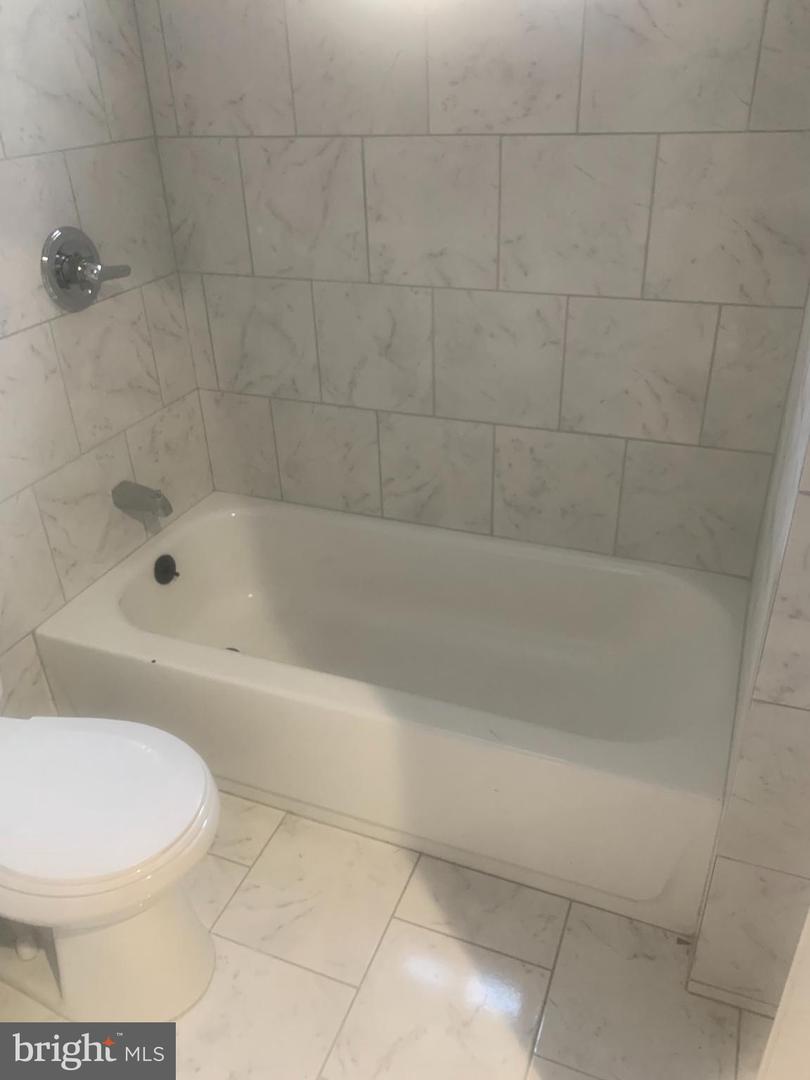 851 E Ontario St #2