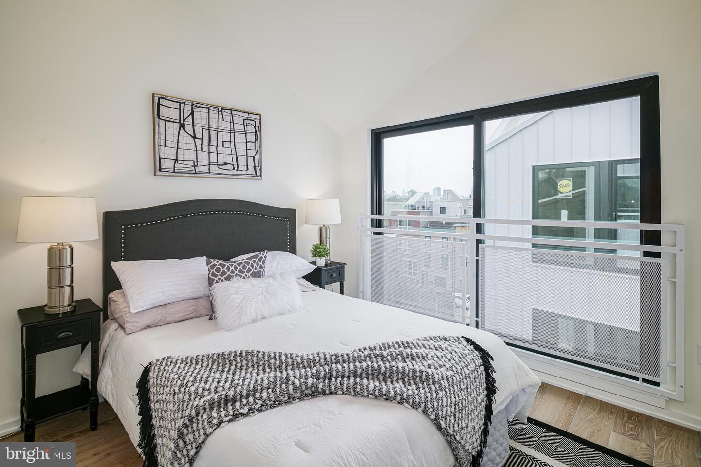 2011 Cambridge St #2