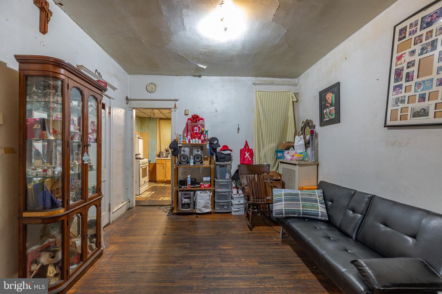 5946 Trinity St