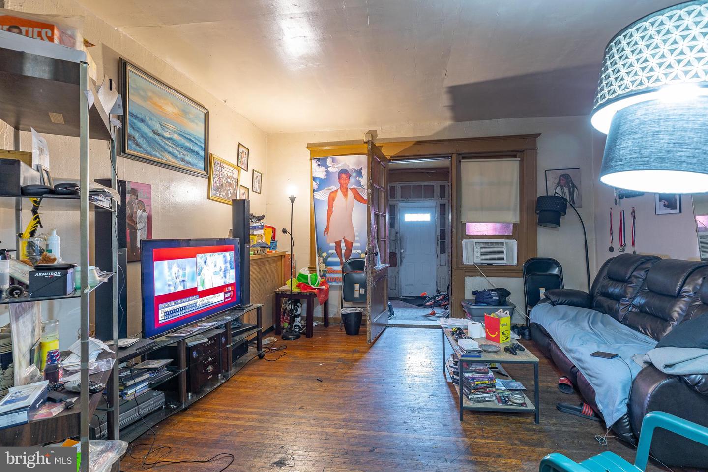 5946 Trinity St