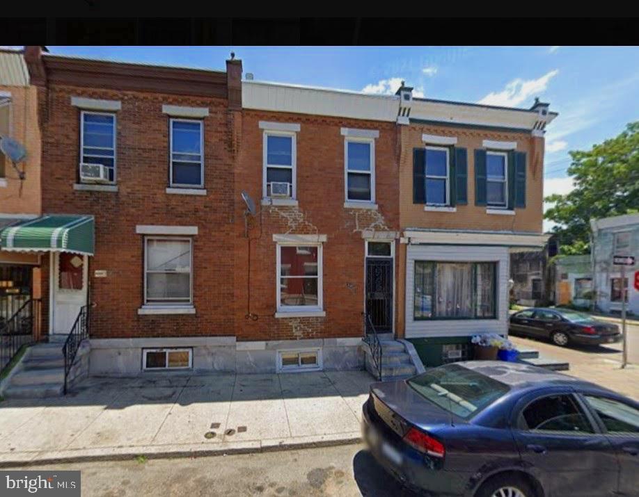 3003 N Bonsall St