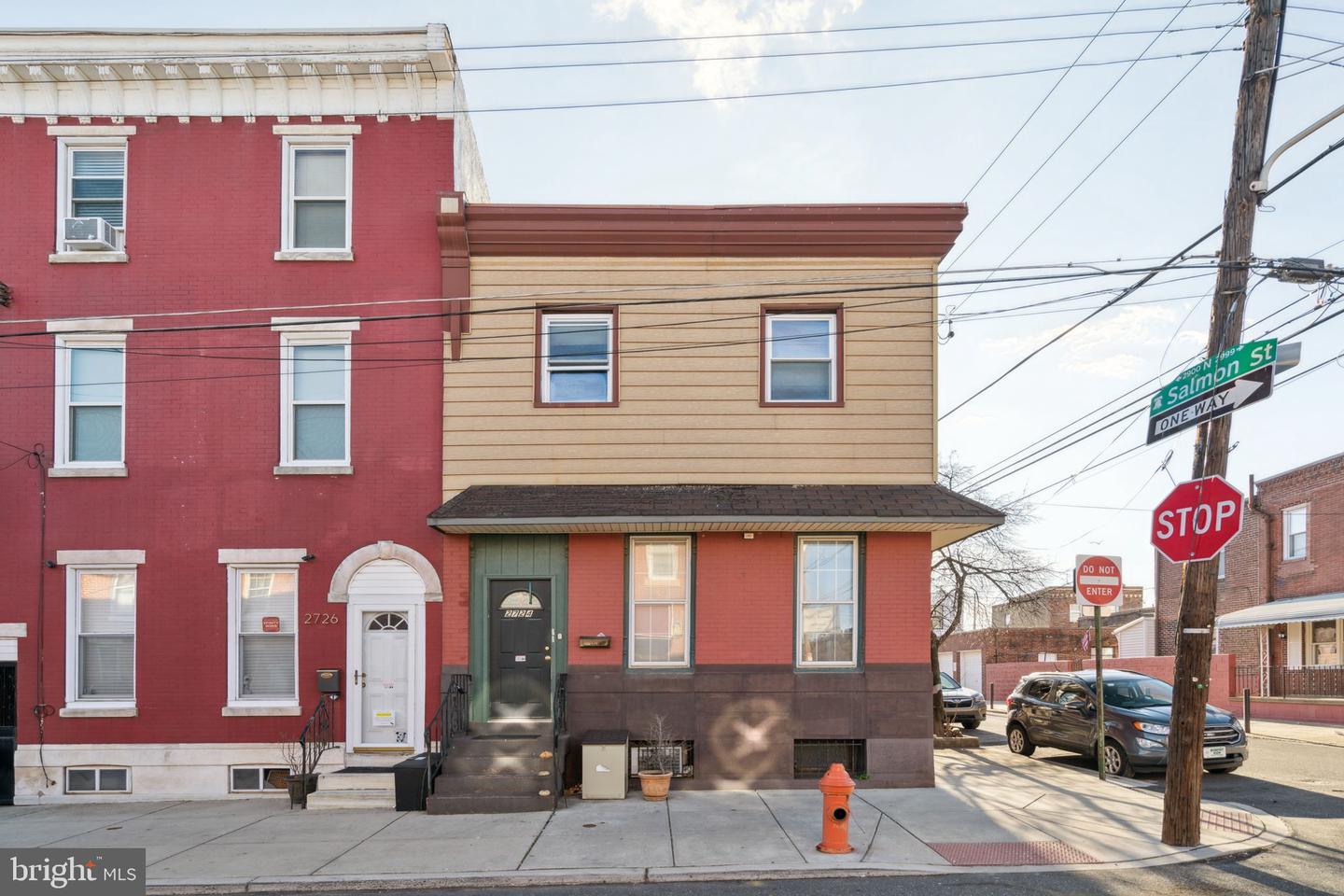 2724 E Ann St