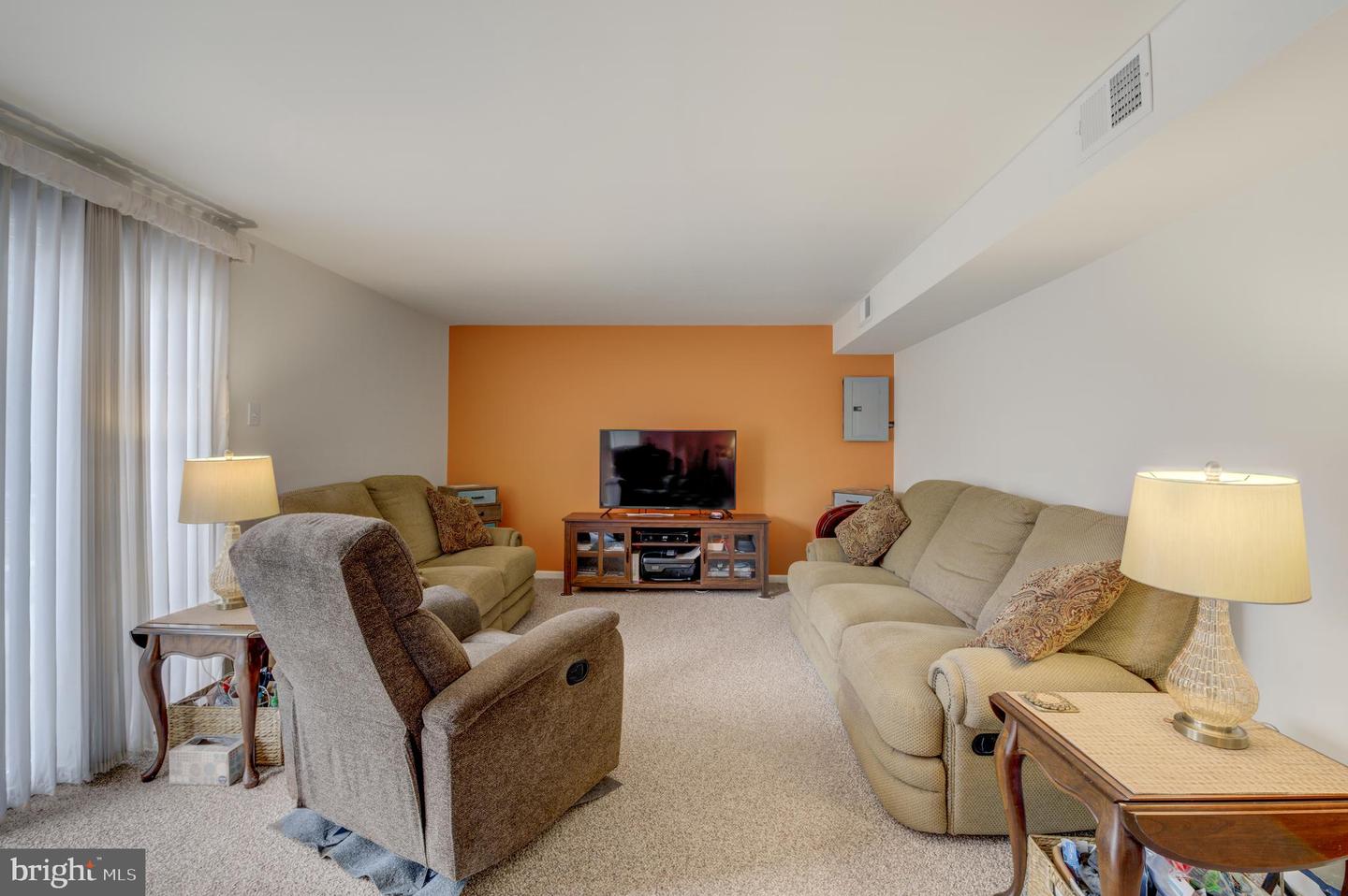 9737 Redd Rambler Dr