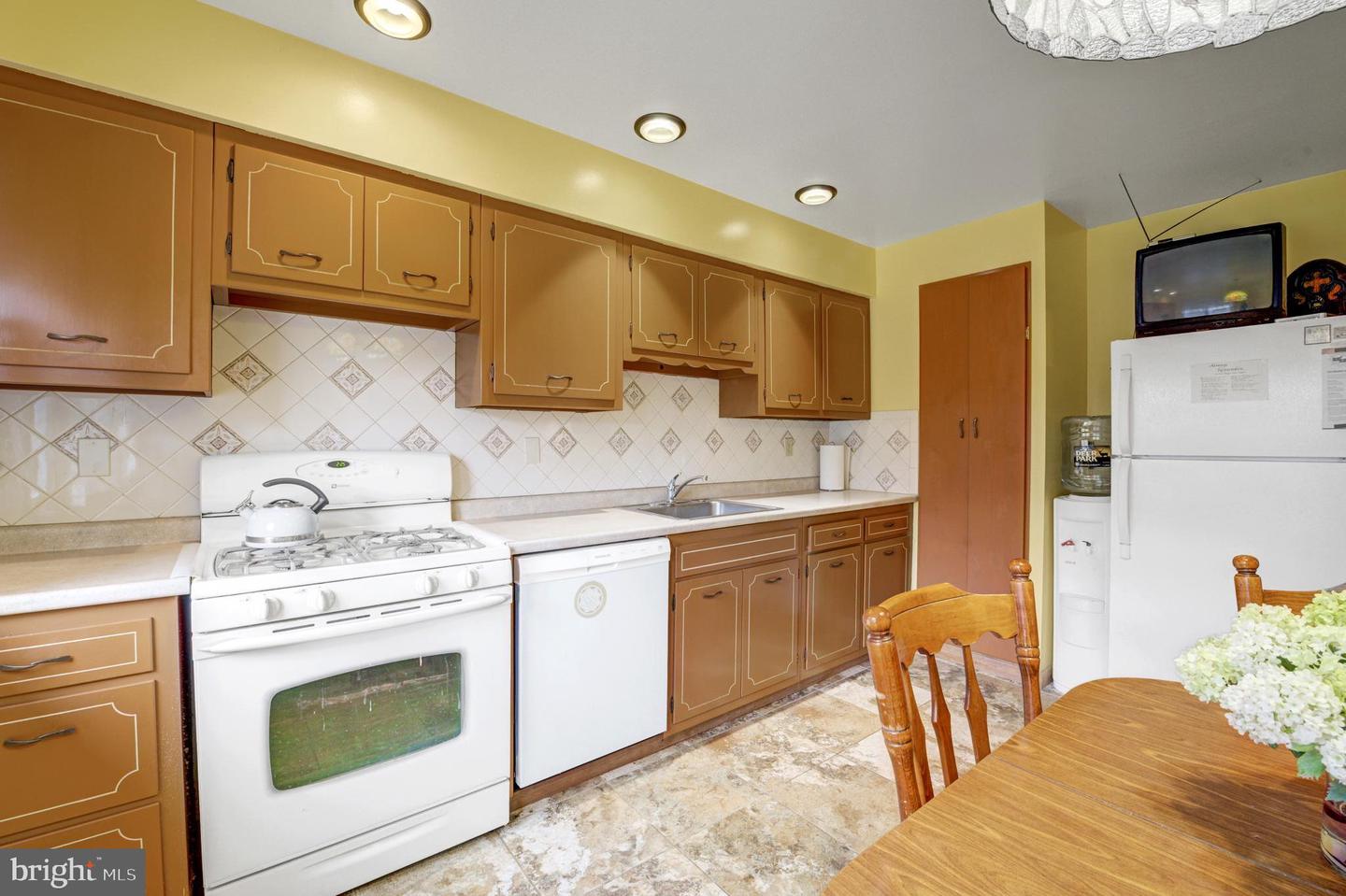 9737 Redd Rambler Dr