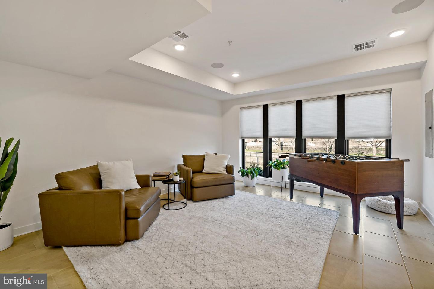 4539 Riverside Way
