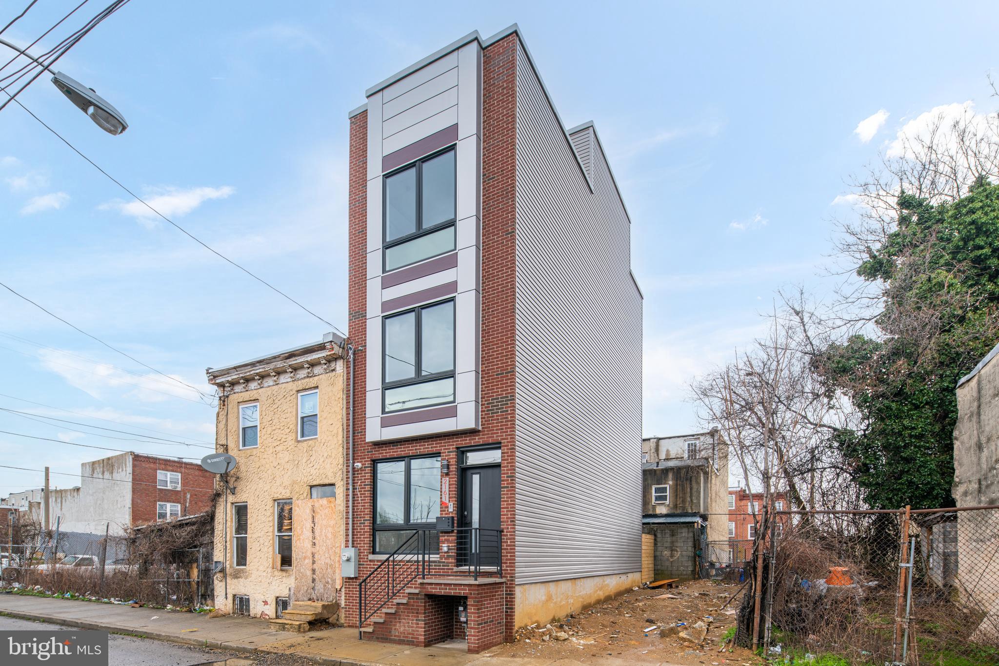 2161 N Reese St