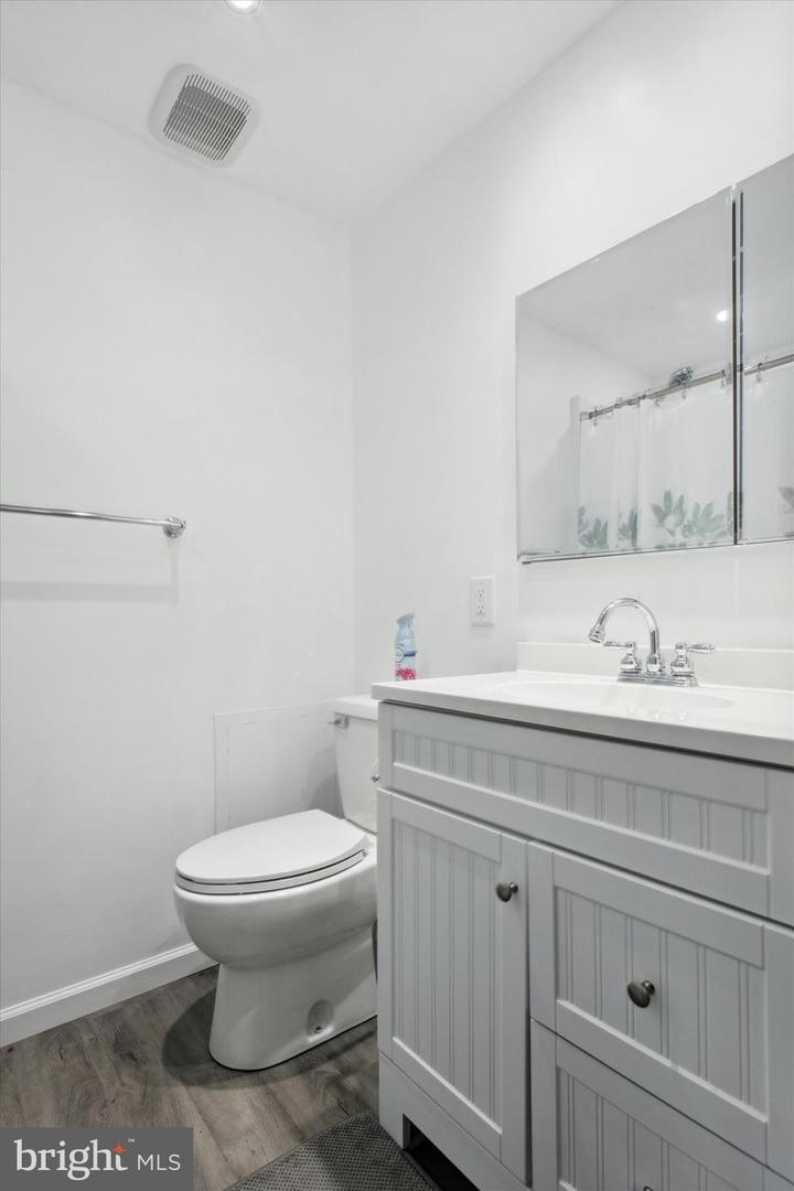 13027 Blakeslee Ct