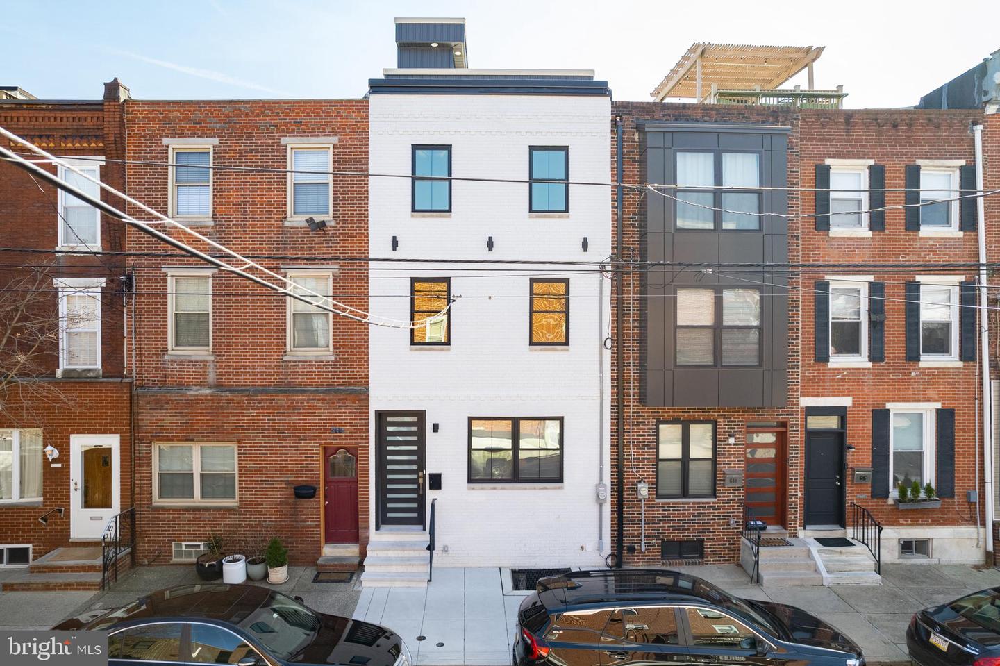 642 Carpenter St