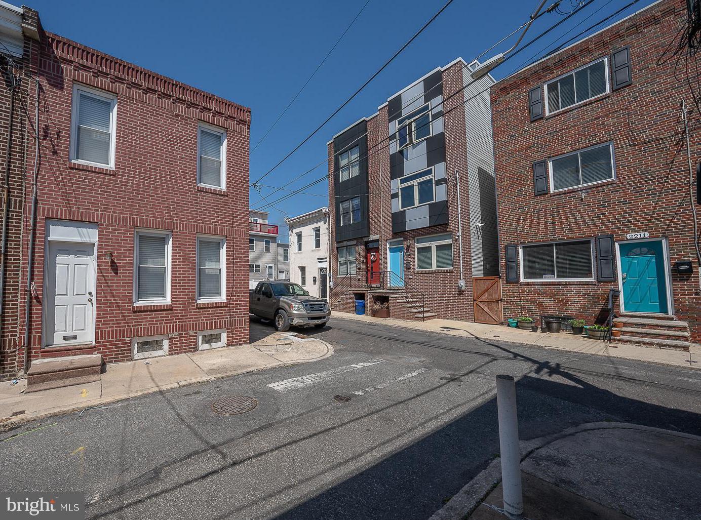 2668 Janney St