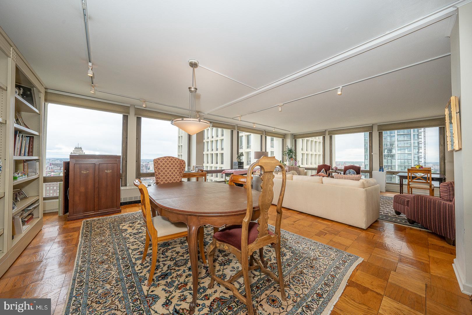 210 Locust St #26ahw