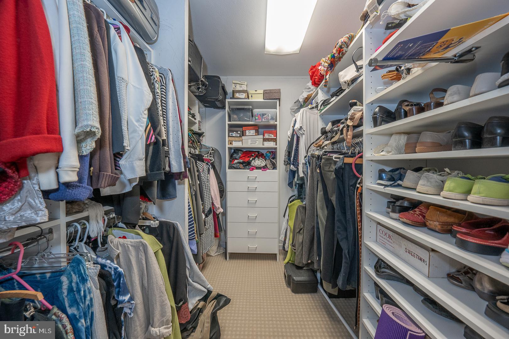 210 Locust St #26ahw