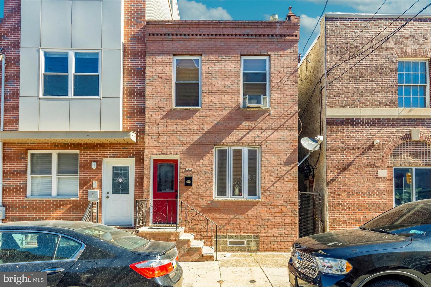 2111 Reed St