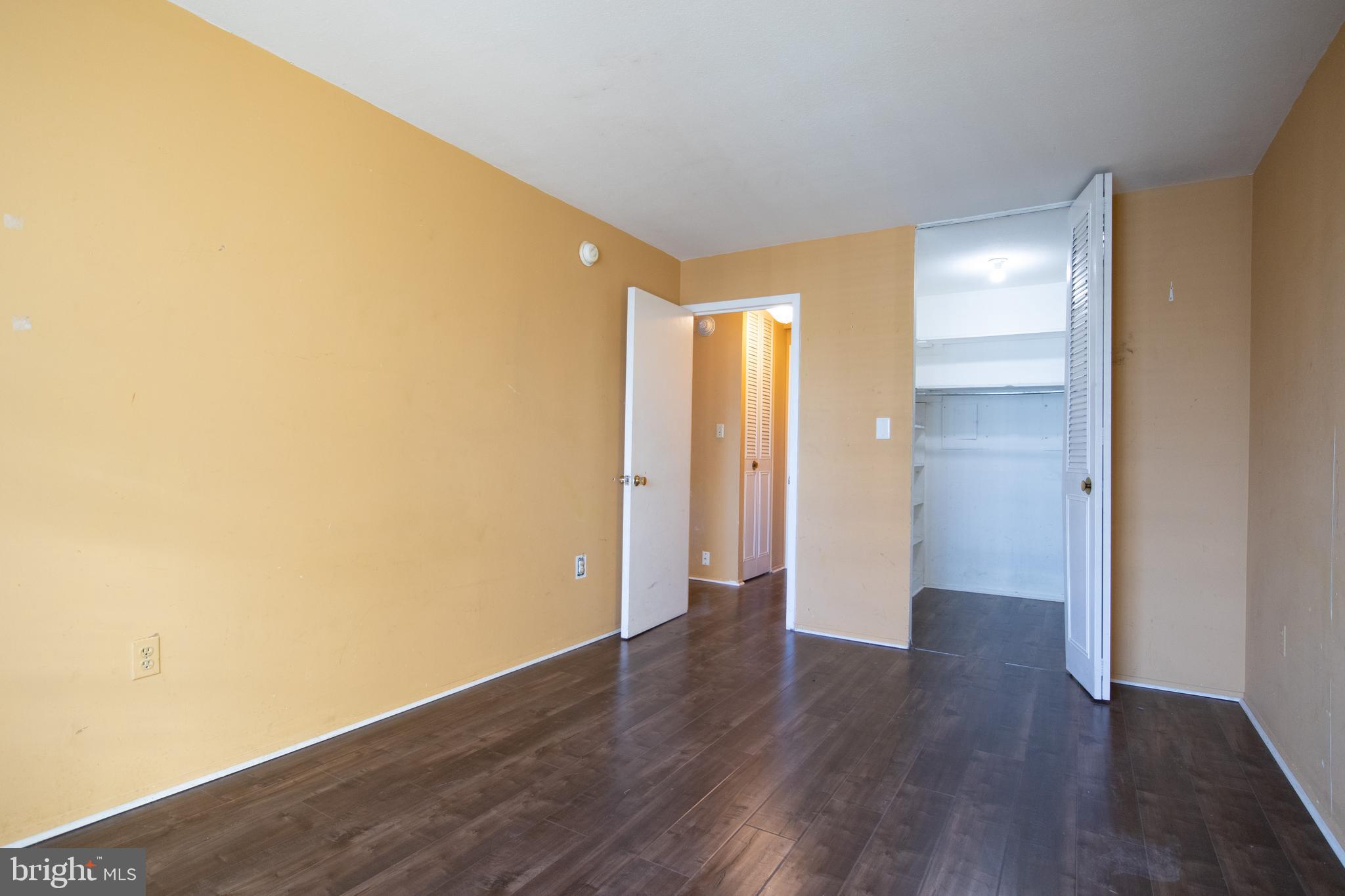 1919 Chestnut Street #2320