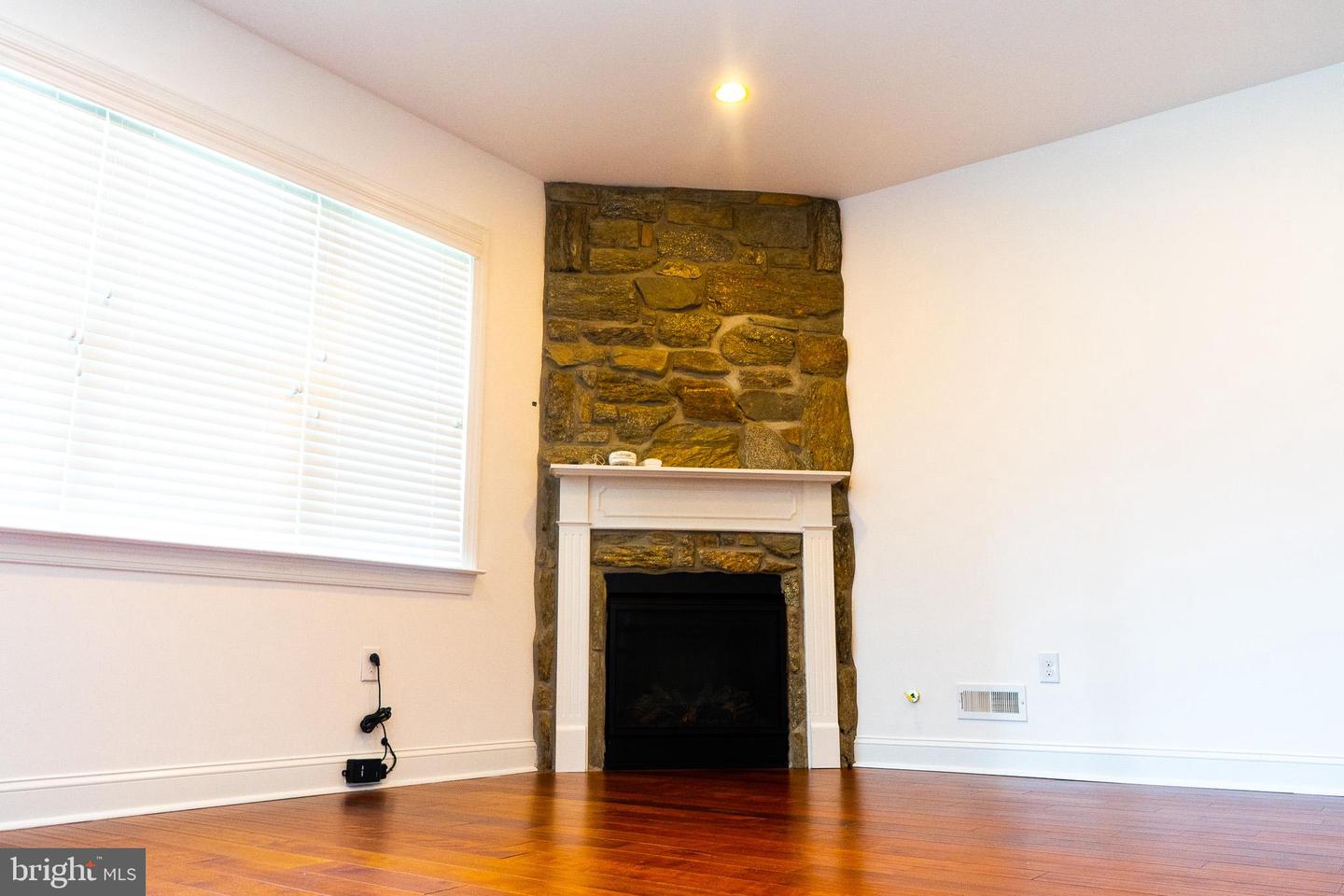 846 Northwestern Ave
