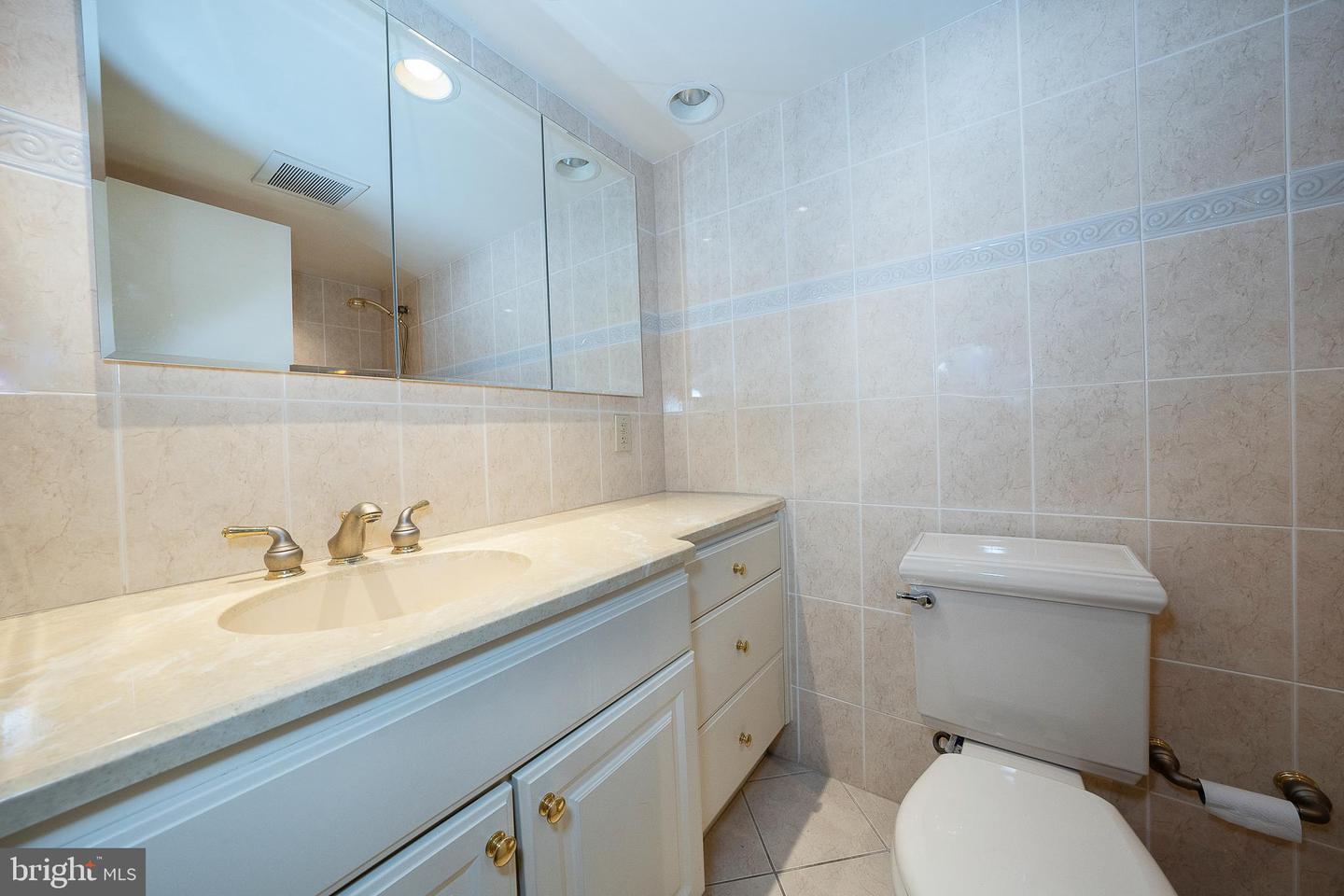 1901 John F Kennedy Blvd #1309-10