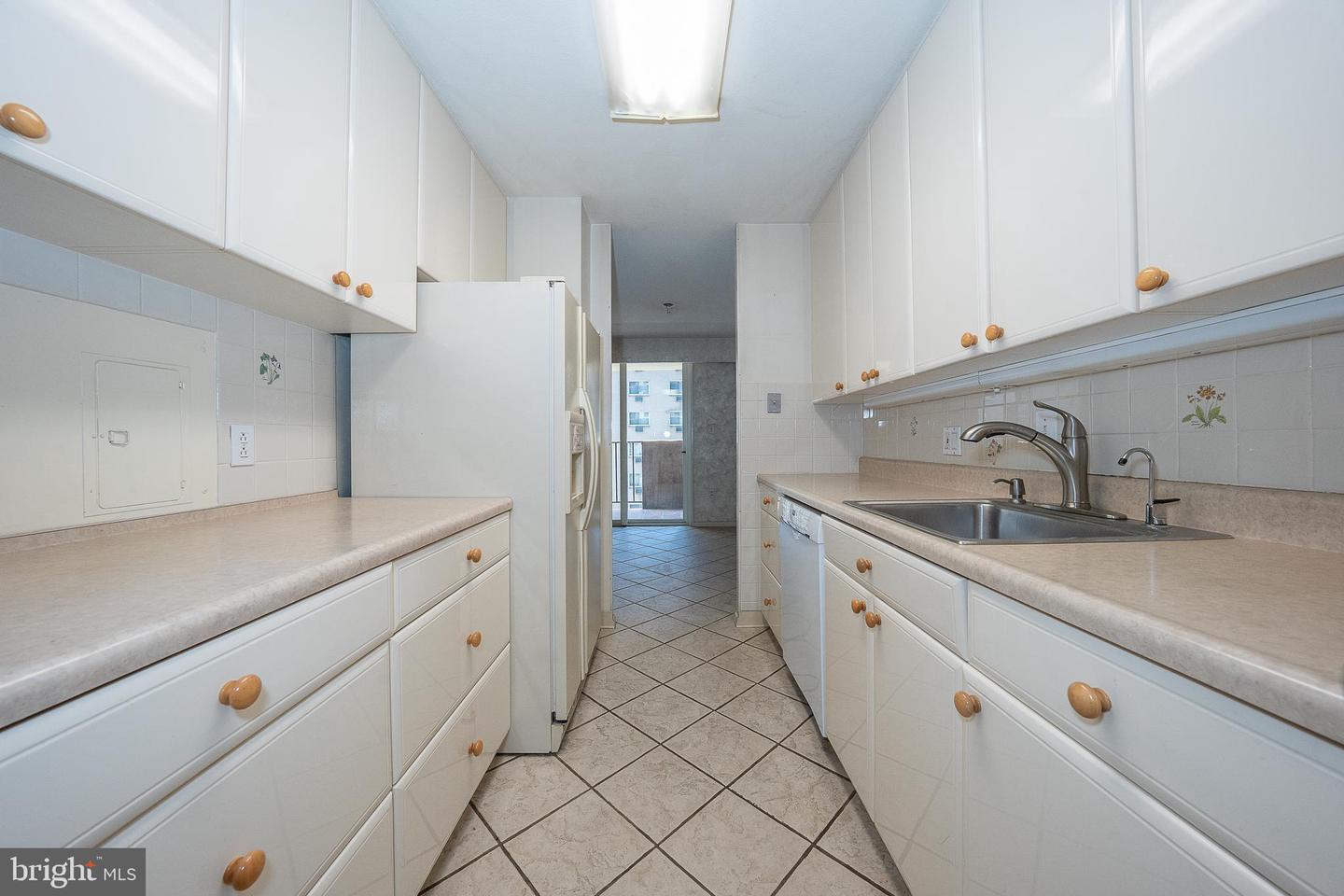 1901 John F Kennedy Blvd #1309-10