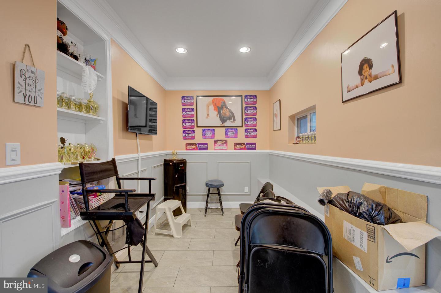 1309 Cottman Ave
