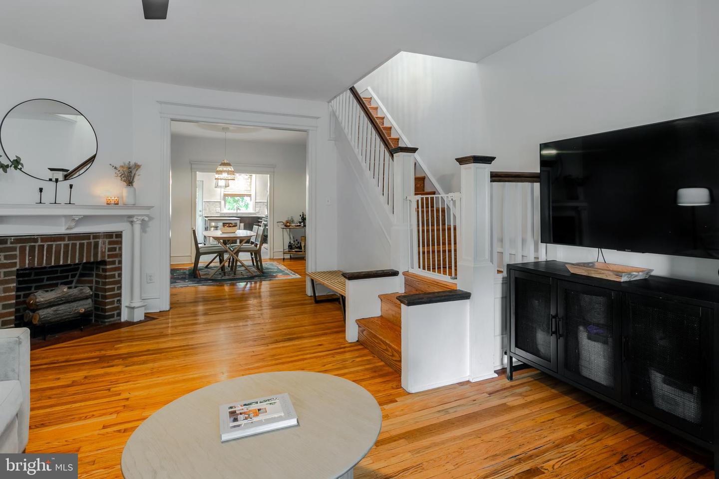 3427 Indian Queen Ln
