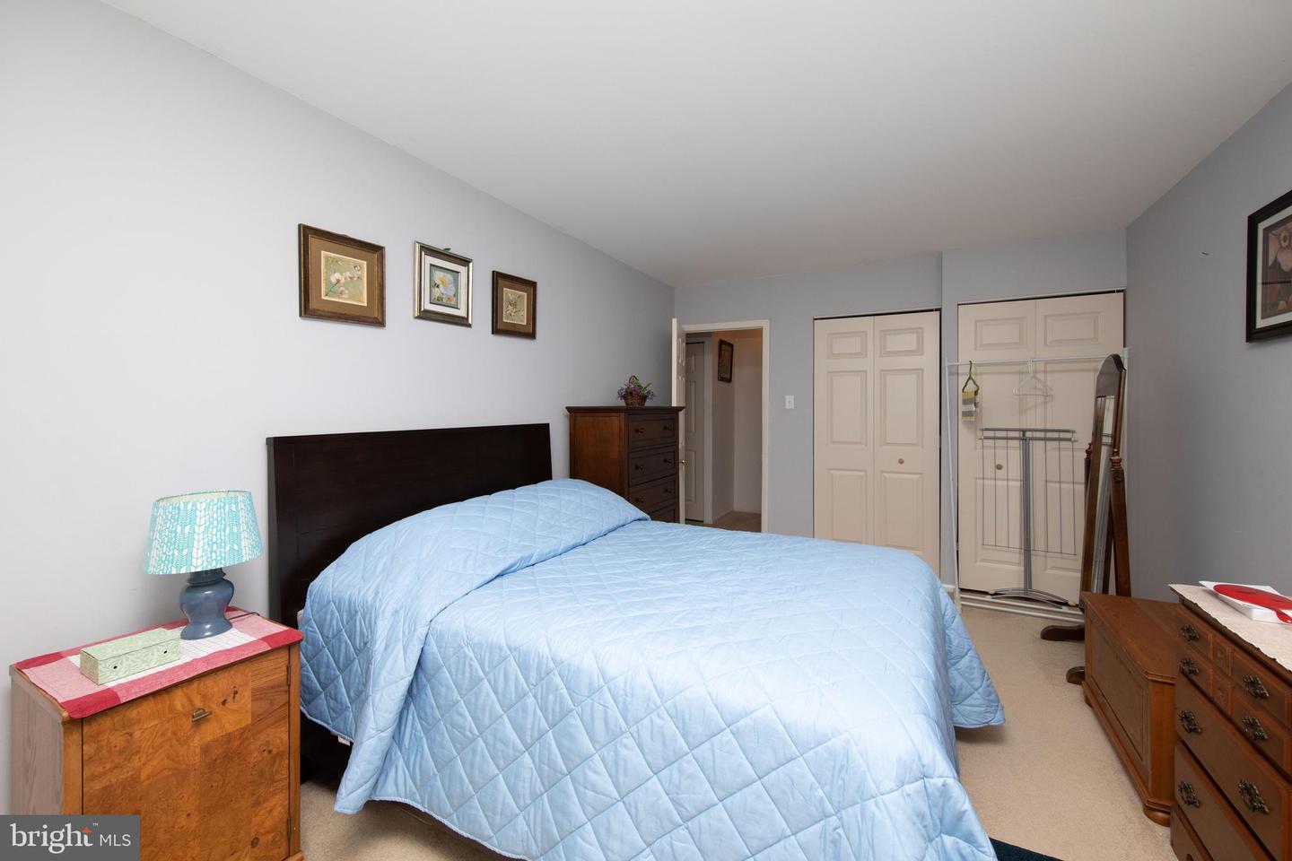 7015 Ridge Ave #24
