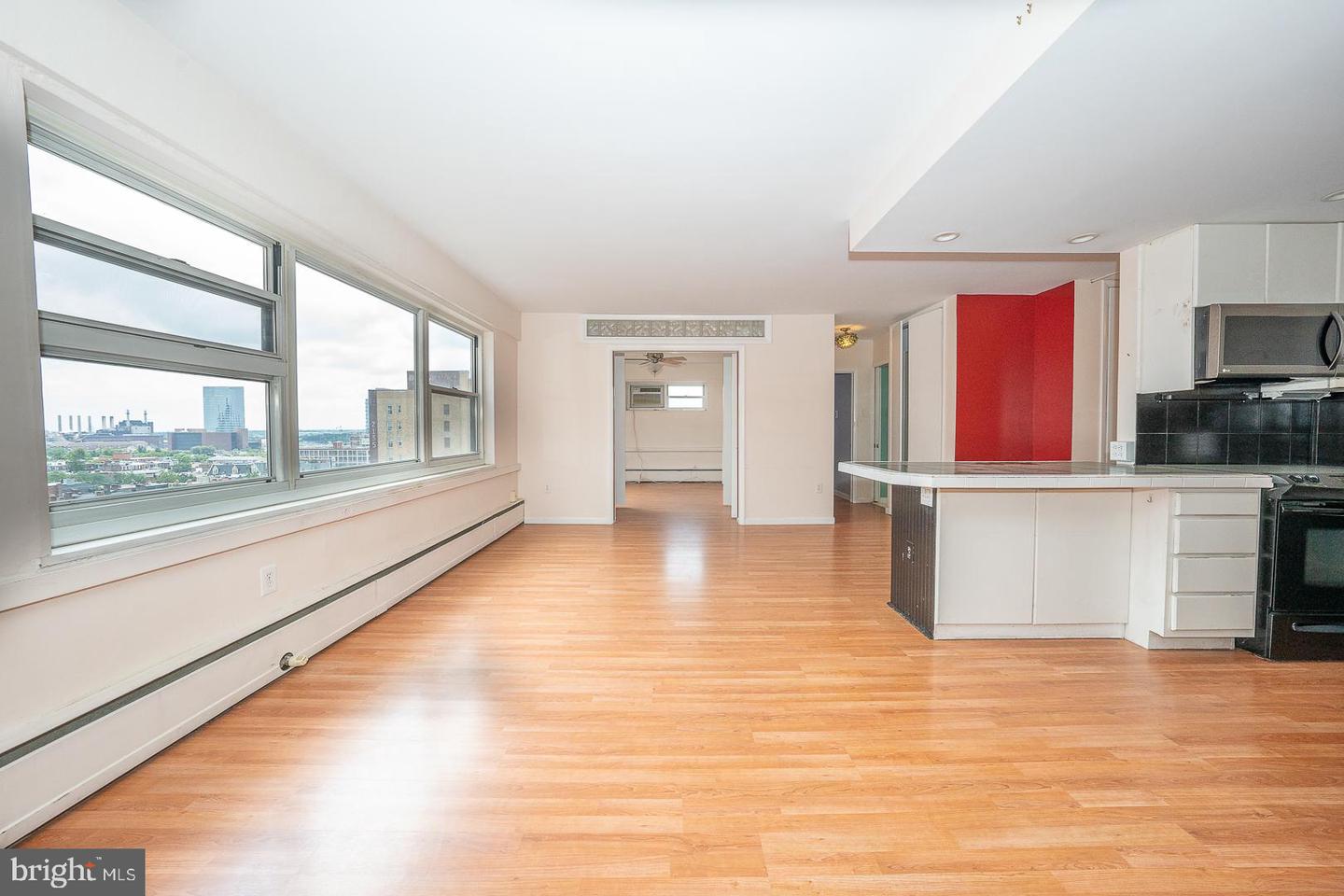118 S 21st St #1220-21