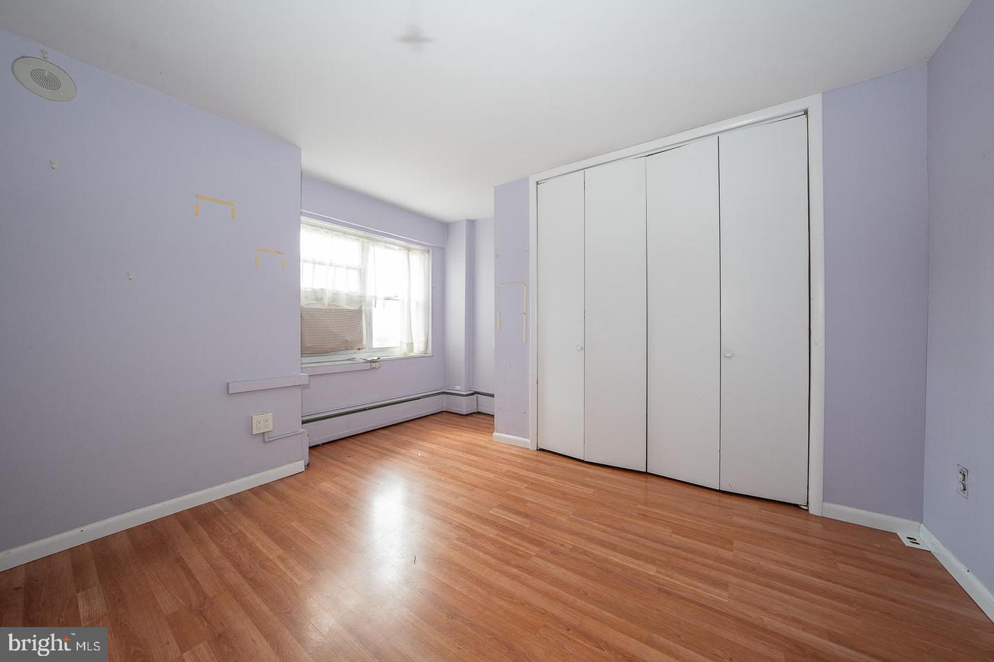 118 S 21st St #1220-21