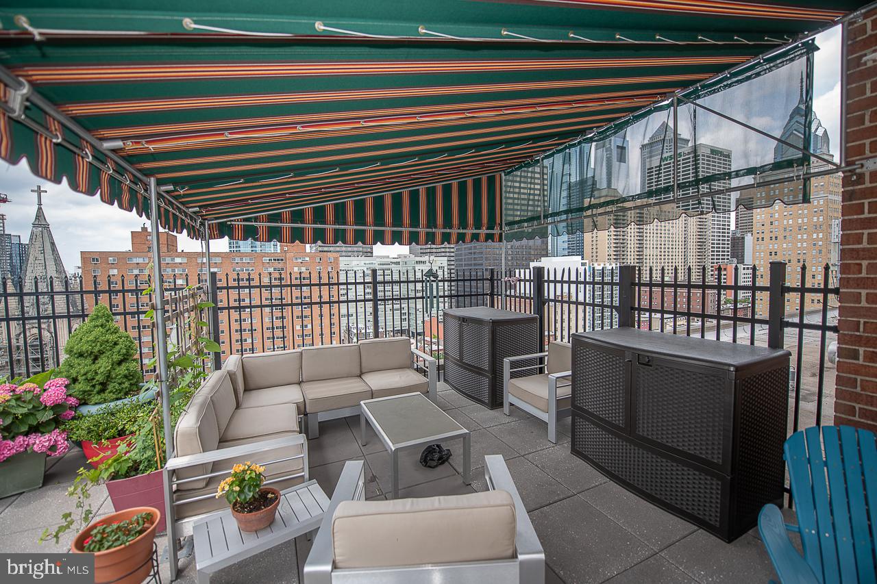 118 S 21st St #1220-21