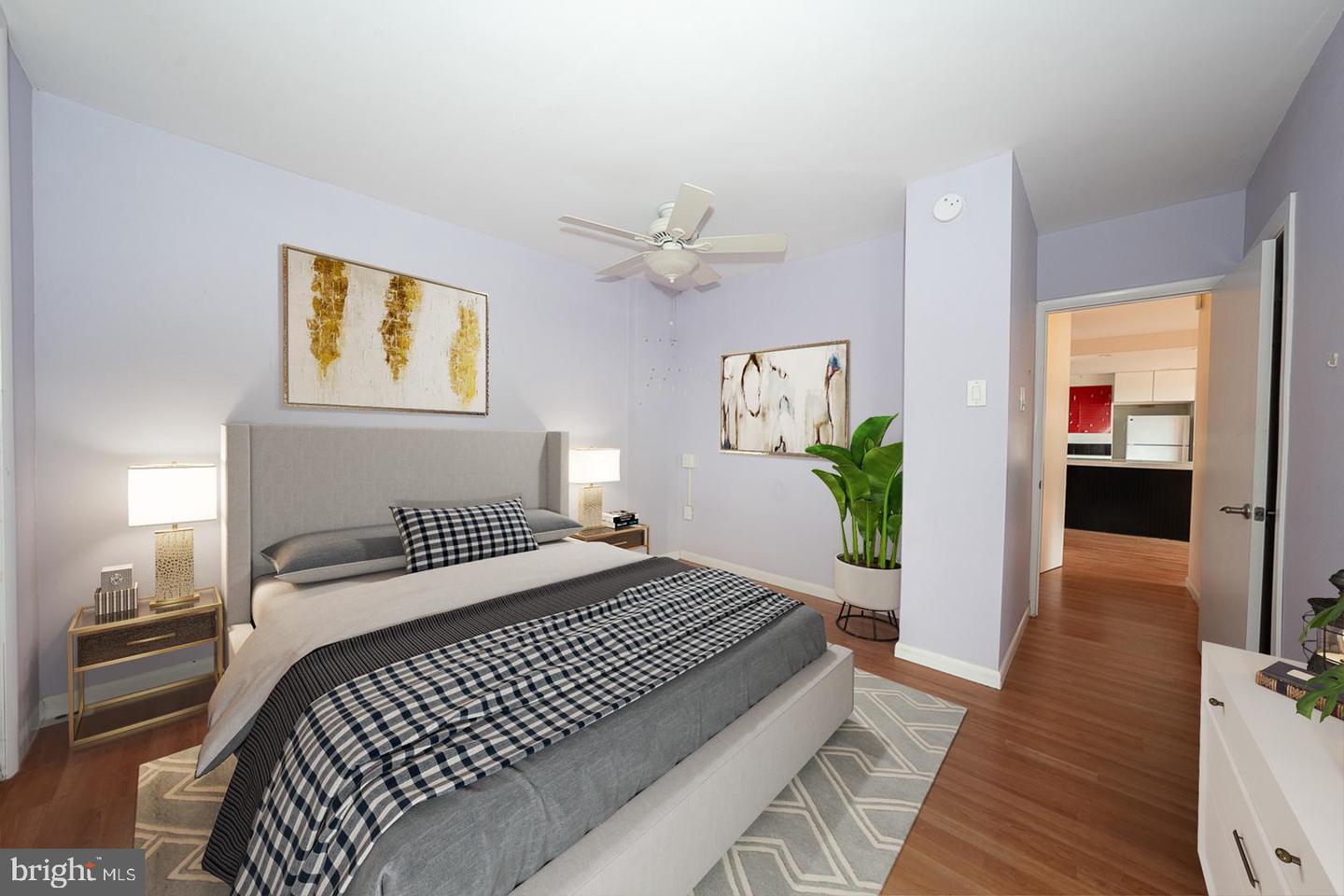 118 S 21st St #1220-21