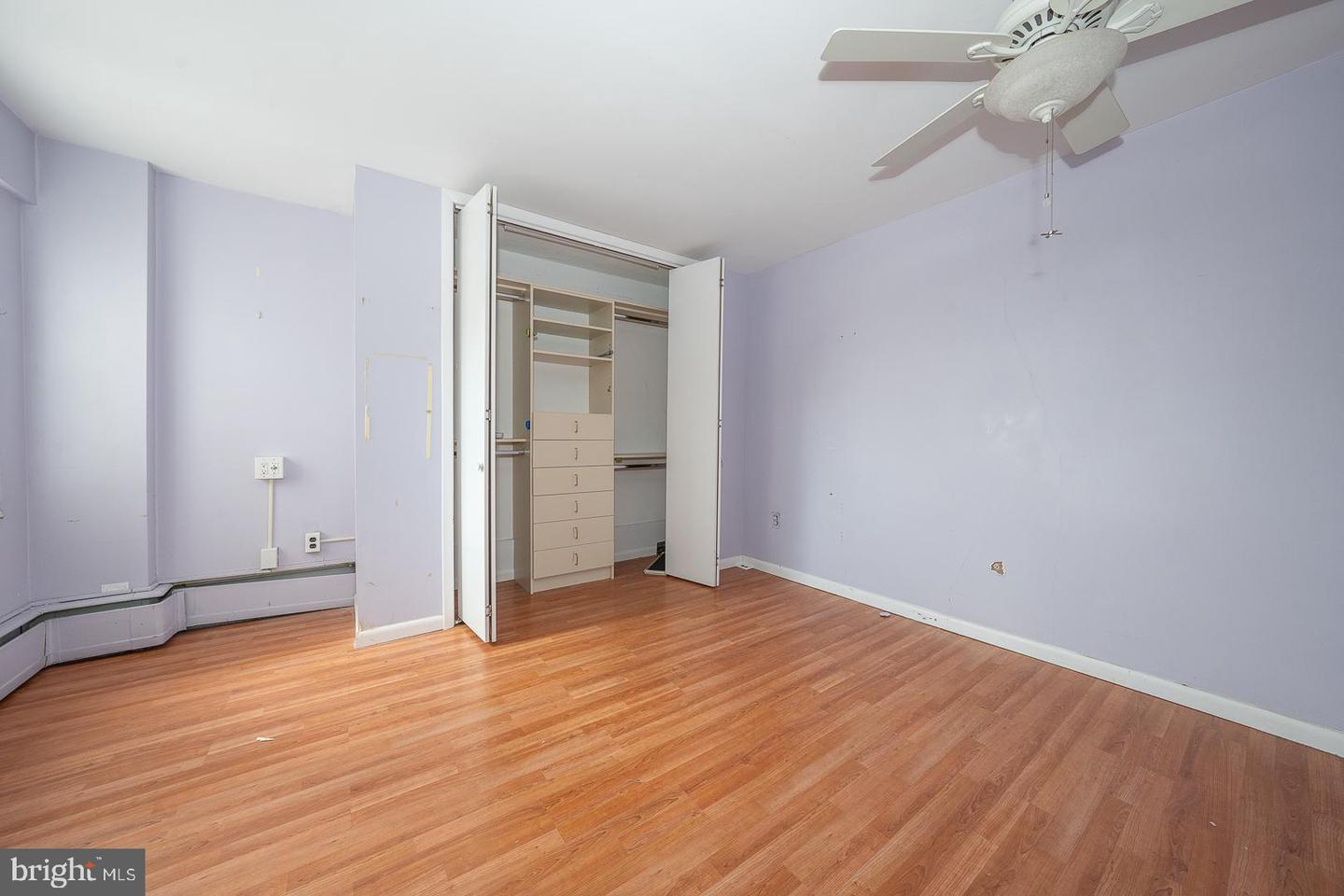 118 S 21st St #1220-21