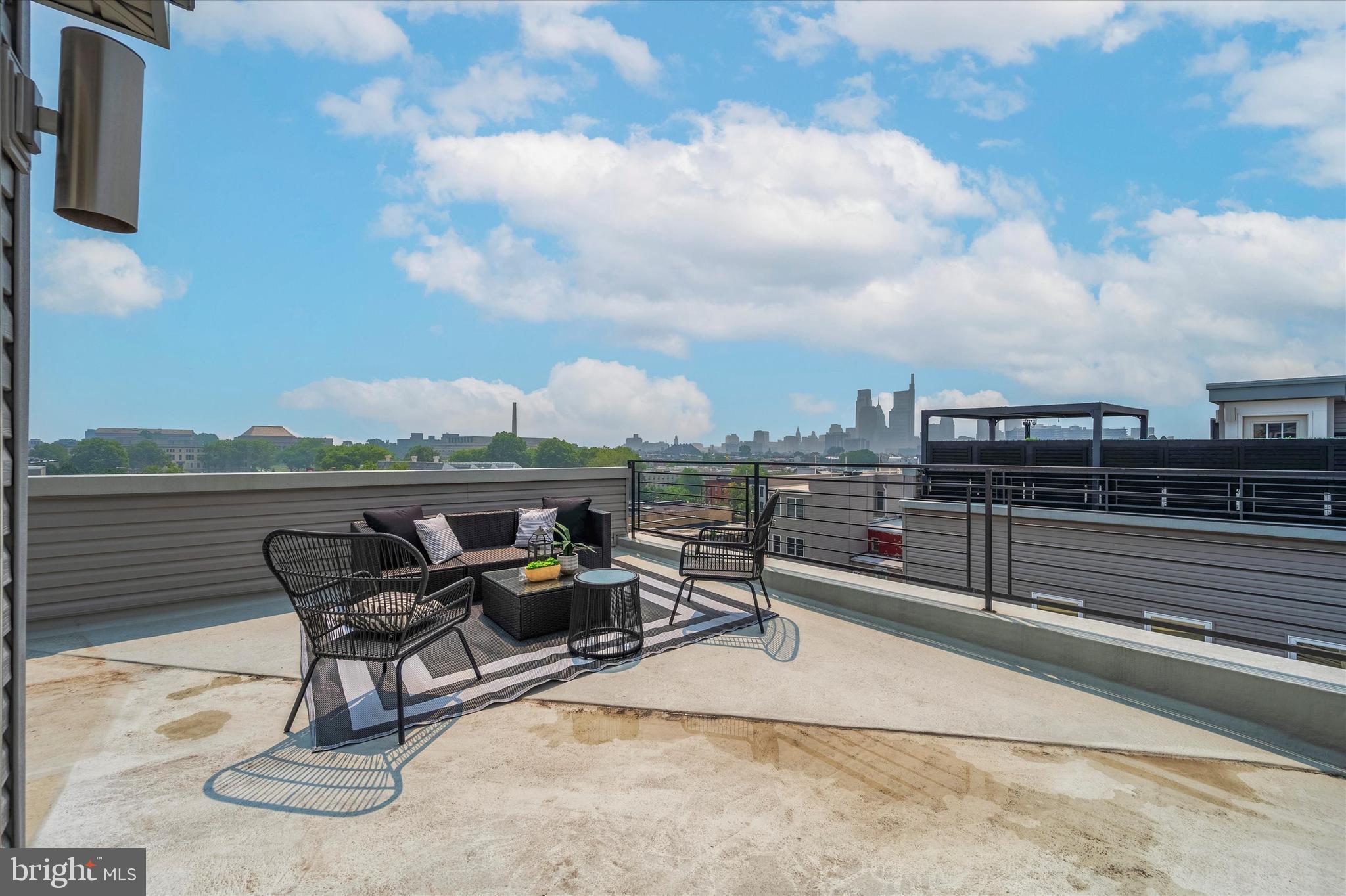 1224 N 26th #J2
