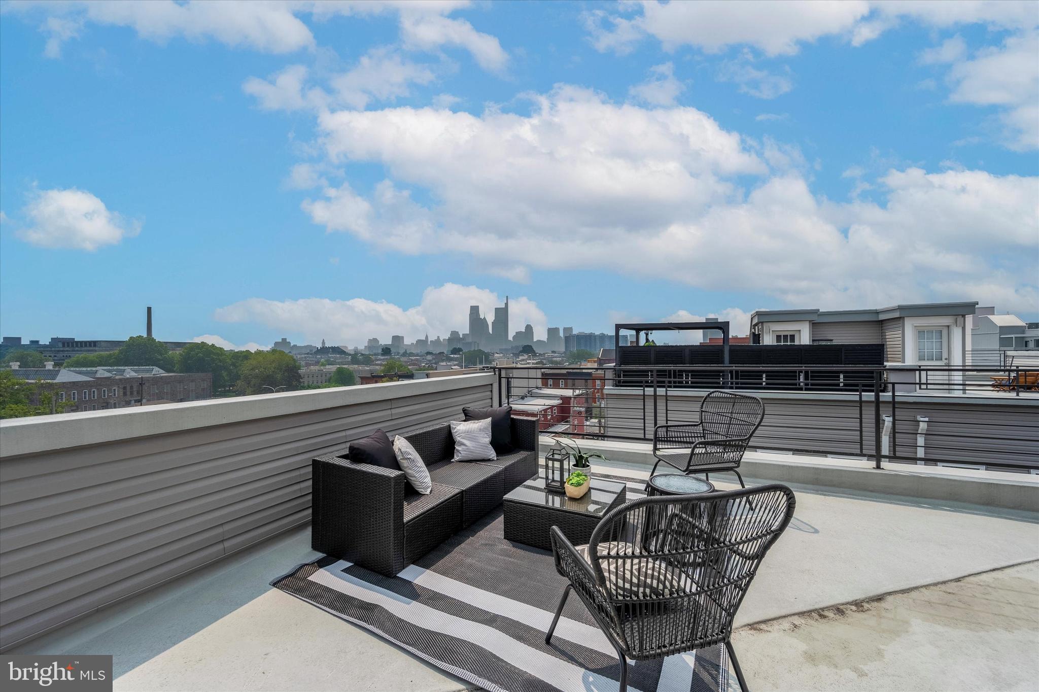 1224 N 26th #J2
