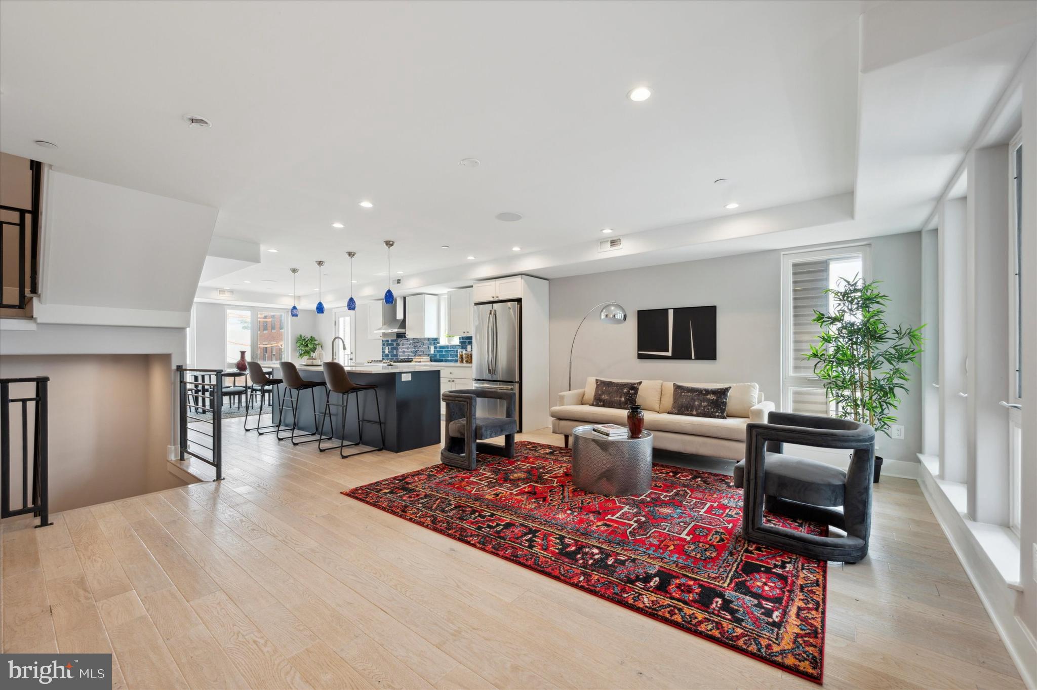 1224 N 26th #J2