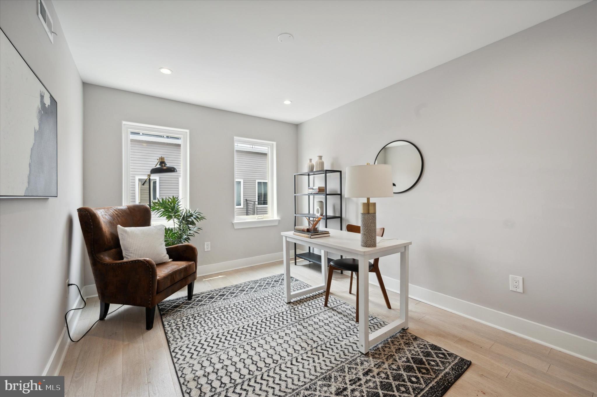 1224 N 26th #J2