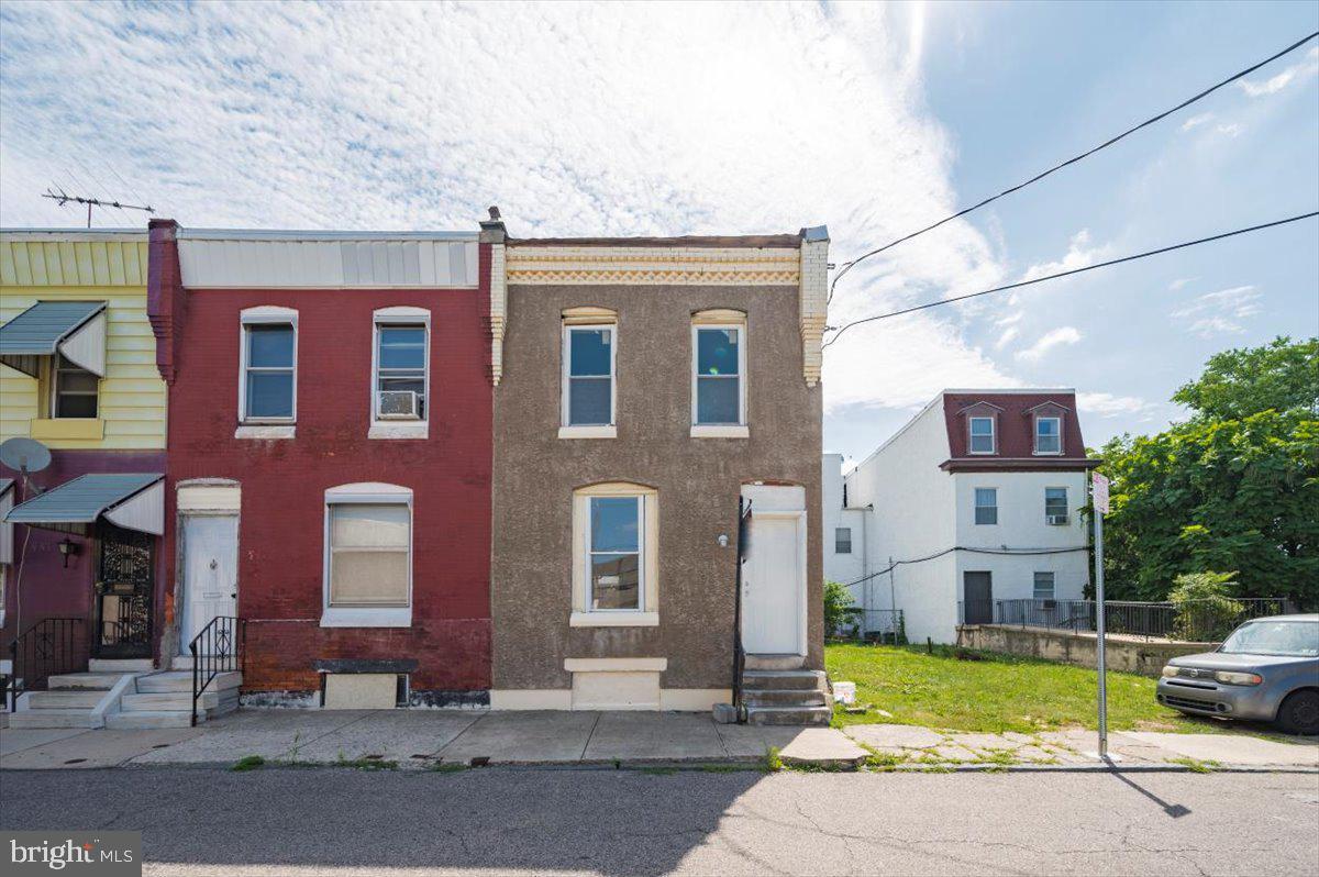 937 N 45th St