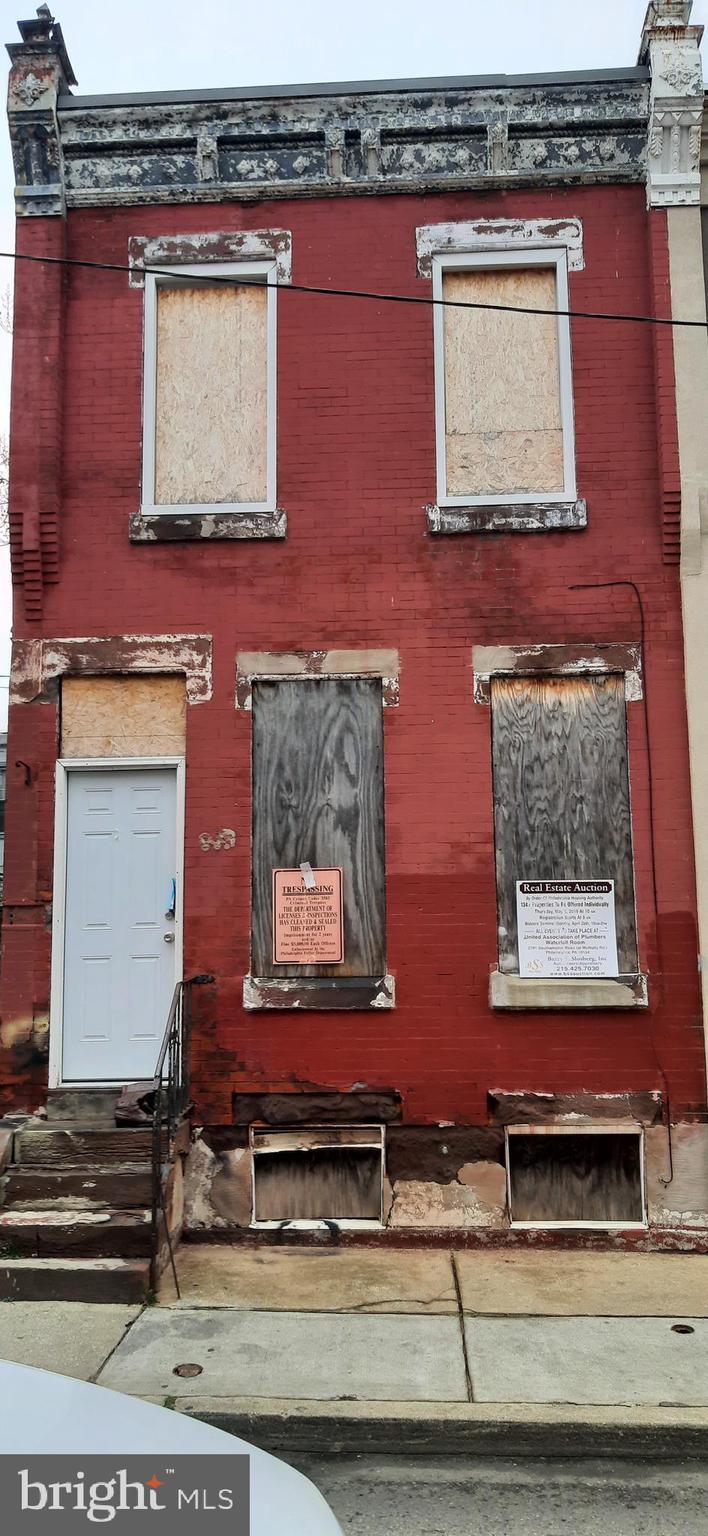 2407 N Bouvier St